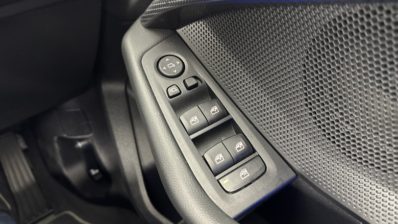 BMW 1 Series 118i Sport 5dr Step Auto Petrol Hatchback